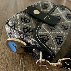 2000s Dooney & Bourke signature grey wristlet